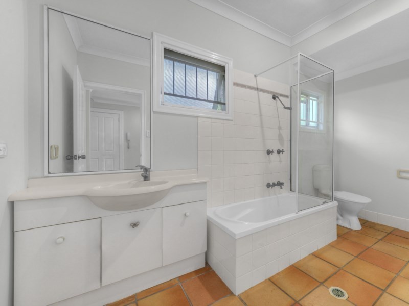 7 Whyenbah Street, Hamilton QLD 4007