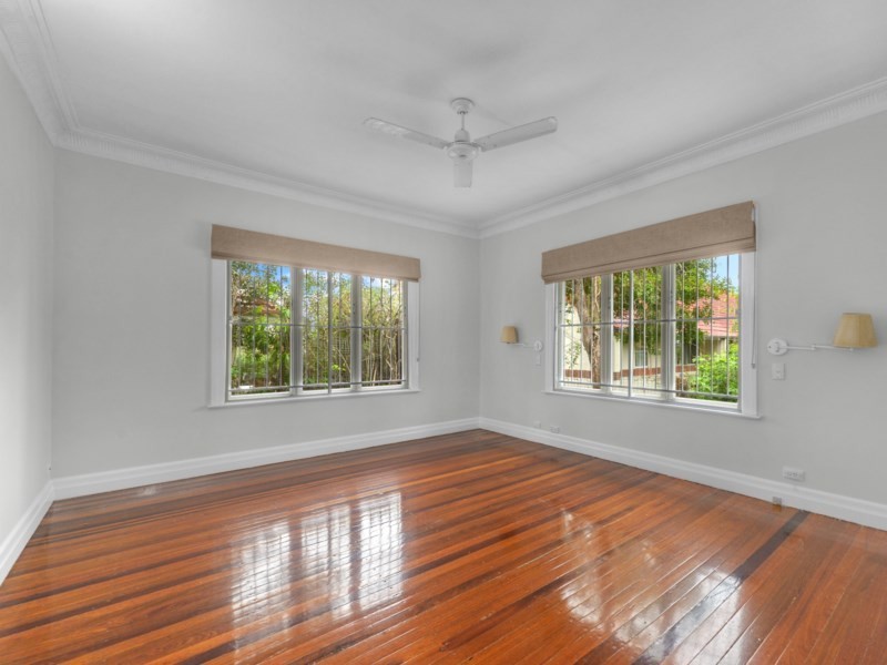 7 Whyenbah Street, Hamilton QLD 4007