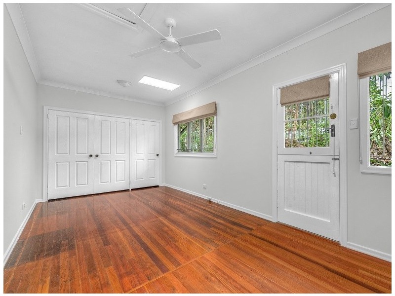 7 Whyenbah Street, Hamilton QLD 4007