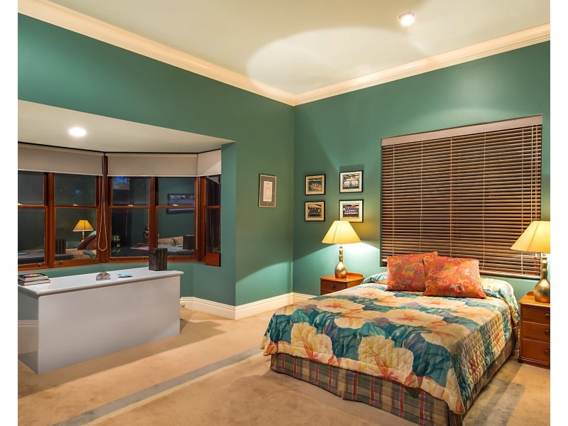 100 Oriel Road, Clayfield QLD 4011