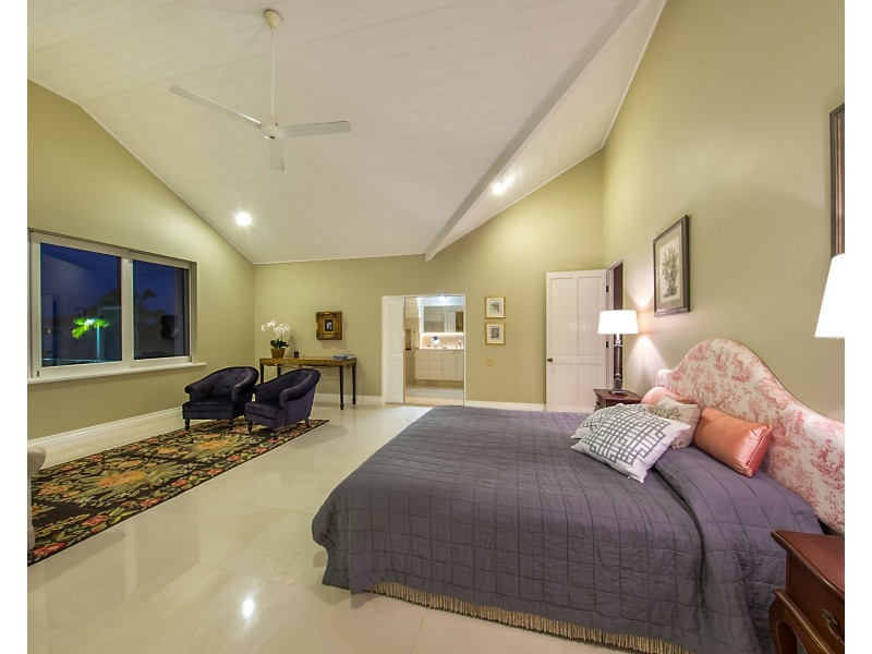 100 Oriel Road, Clayfield QLD 4011