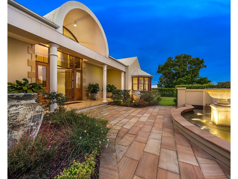 100 Oriel Road, Clayfield QLD 4011