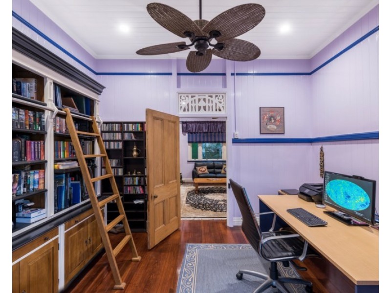 19 Nott Street, Red Hill QLD 4059