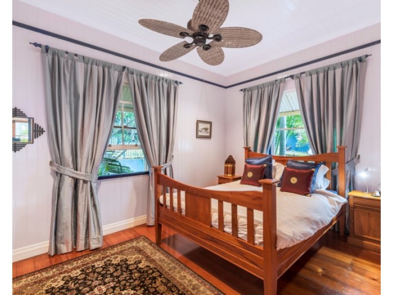 19 Nott Street, Red Hill QLD 4059