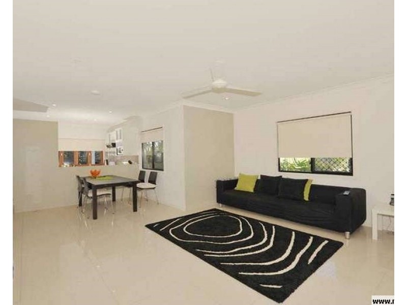 3 Blake Street, Wooloowin QLD 4030