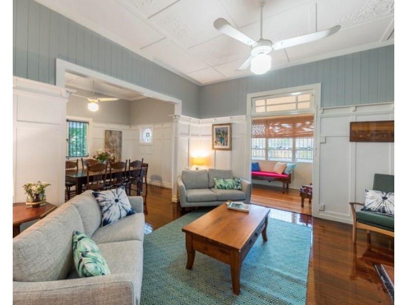 17 Milne Street, Clayfield QLD 4011