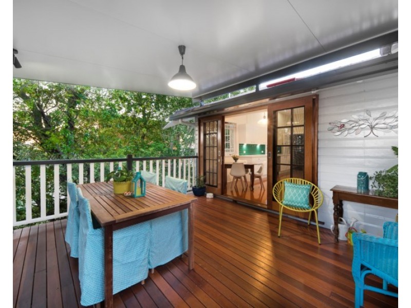 17 Milne Street, Clayfield QLD 4011