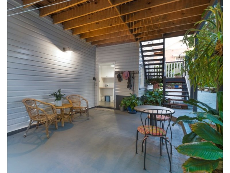 17 Milne Street, Clayfield QLD 4011