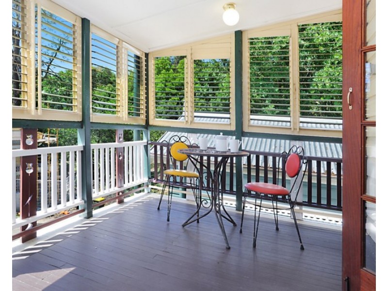 15 Winship Street, Red Hill QLD 4059