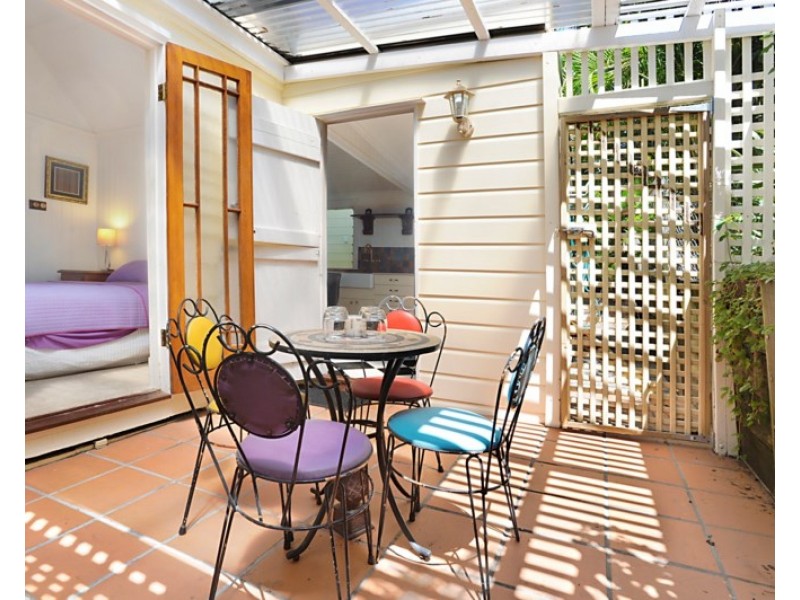 15 Winship Street, Red Hill QLD 4059