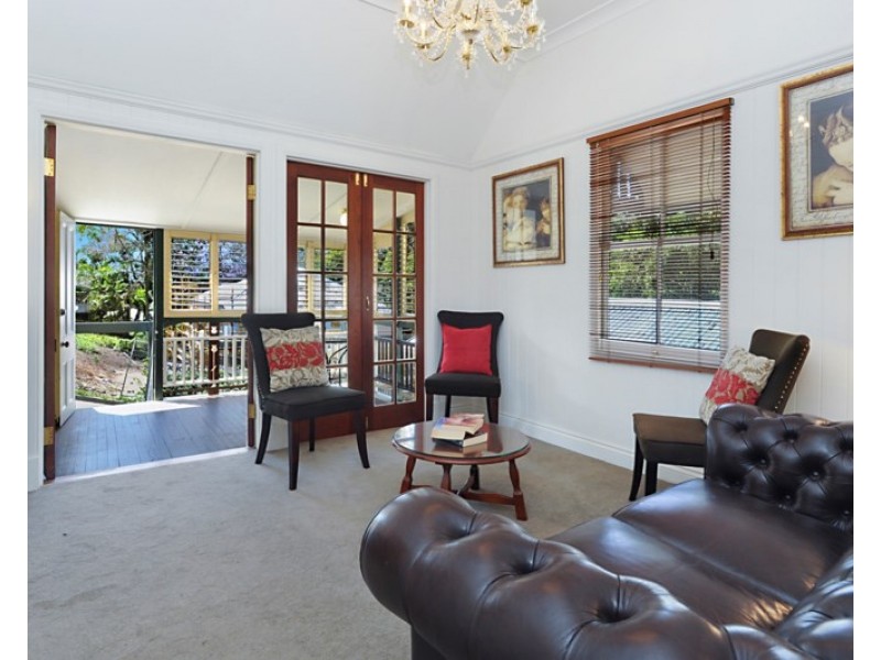 15 Winship Street, Red Hill QLD 4059