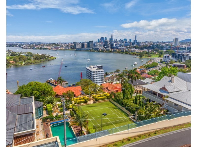 36 Dickson Terrace, Hamilton QLD 4007