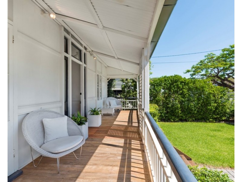 153 Alexandra Road, Clayfield QLD 4011