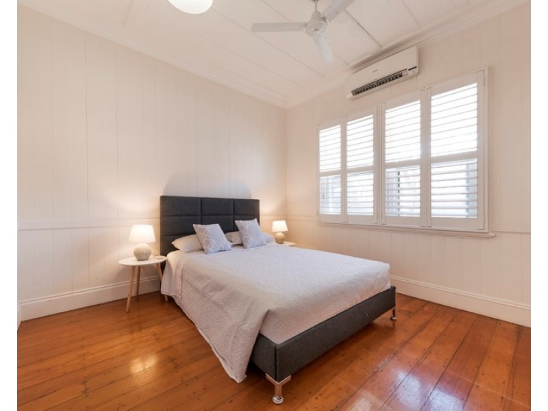 153 Alexandra Road, Clayfield QLD 4011