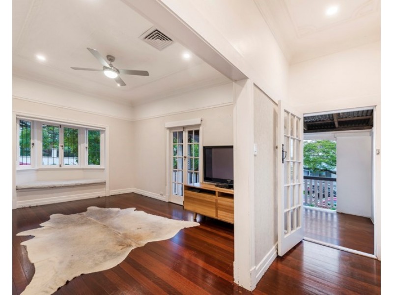 56 Woodville Street, Hendra QLD 4011