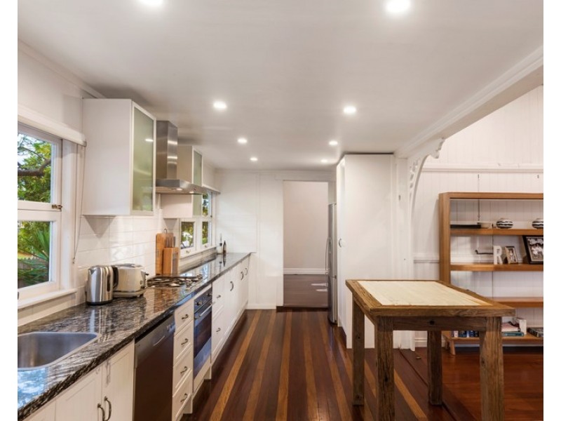 56 Woodville Street, Hendra QLD 4011