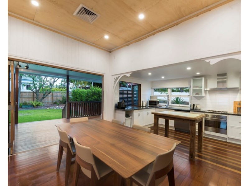 56 Woodville Street, Hendra QLD 4011