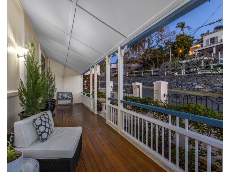 28 Joynt Street, Hamilton QLD 4007