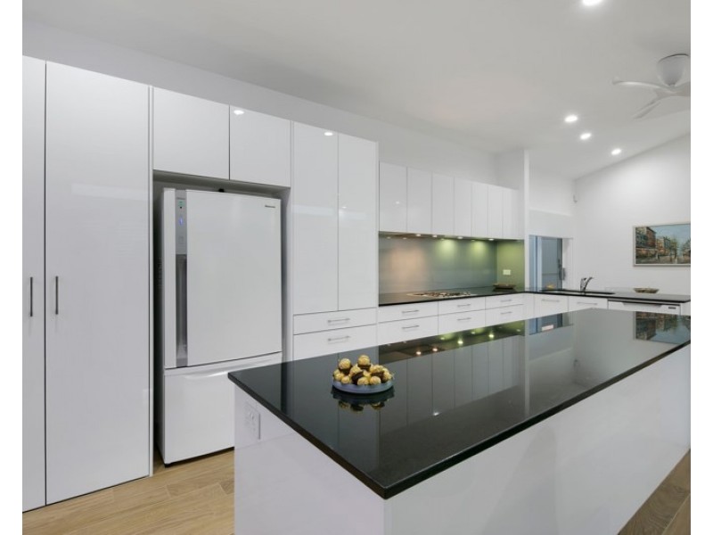 12b Doncaster Street, Hendra QLD 4011