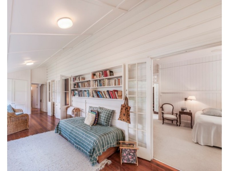 33 Sutherland Avenue, Ascot QLD 4007