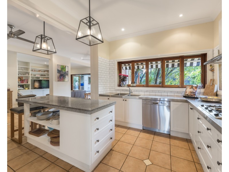 32 Jolly Street, Clayfield QLD 4011