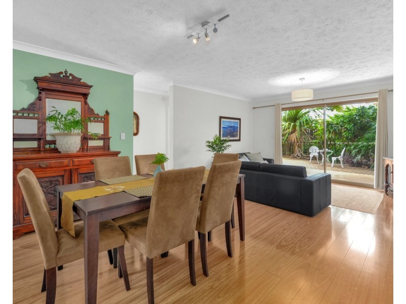 2/9 Vine Street, Ascot QLD 4007