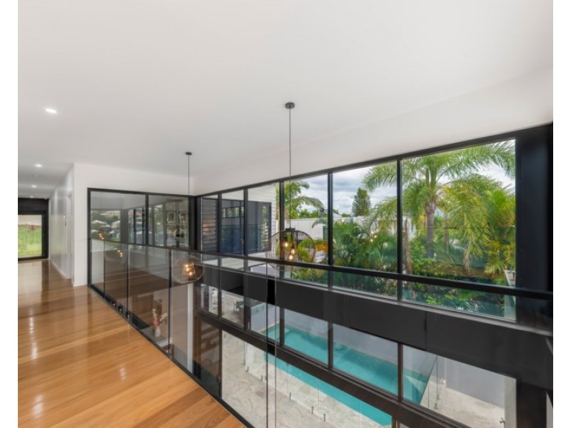 33 Joynt Street, Hamilton QLD 4007