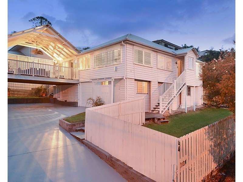 64 Maygar Street, Windsor QLD 4030