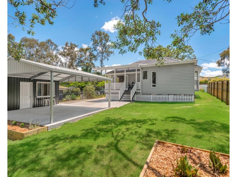 4 Corner Street, Brighton QLD 4017