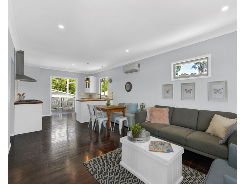 4 Corner Street, Brighton QLD 4017