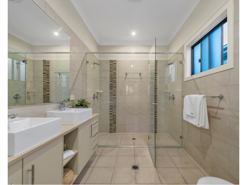 60 Jean Street, Grange QLD 4051