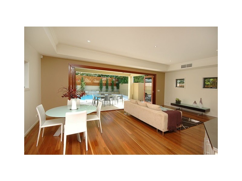 28 Derby Street, Hendra QLD 4011