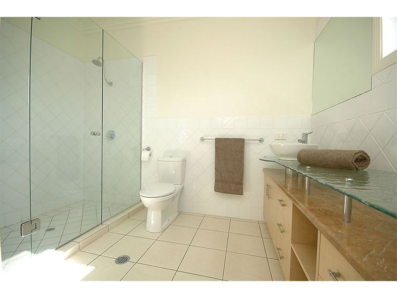 28 Derby Street, Hendra QLD 4011