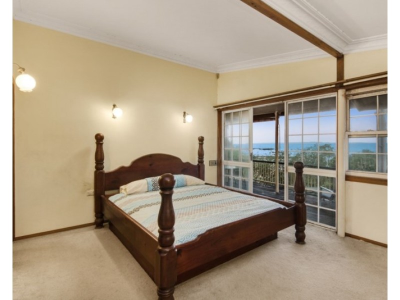 132 Prince Edward Parade, Scarborough QLD 4020