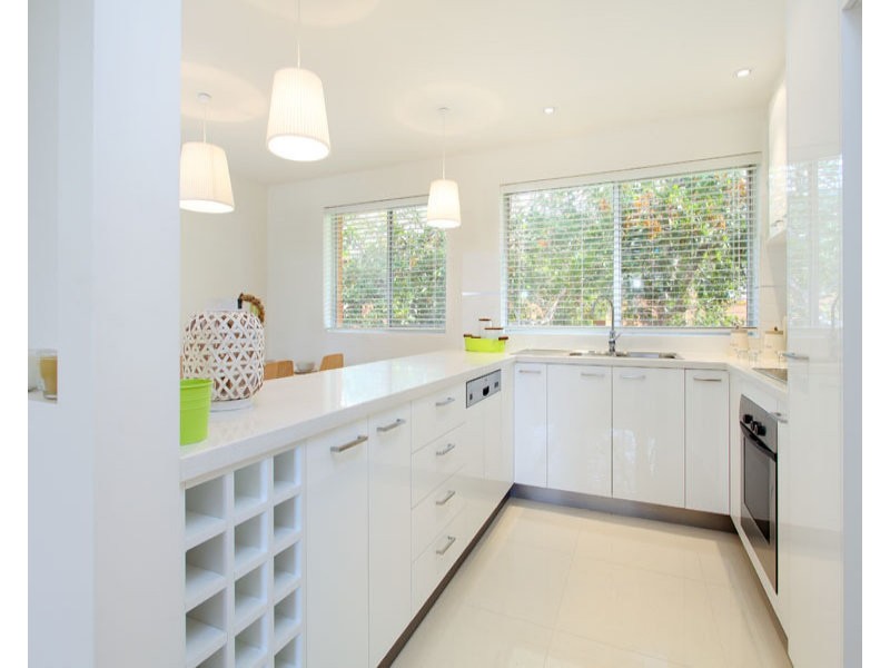 3/104 Windermere Road, Hamilton QLD 4007