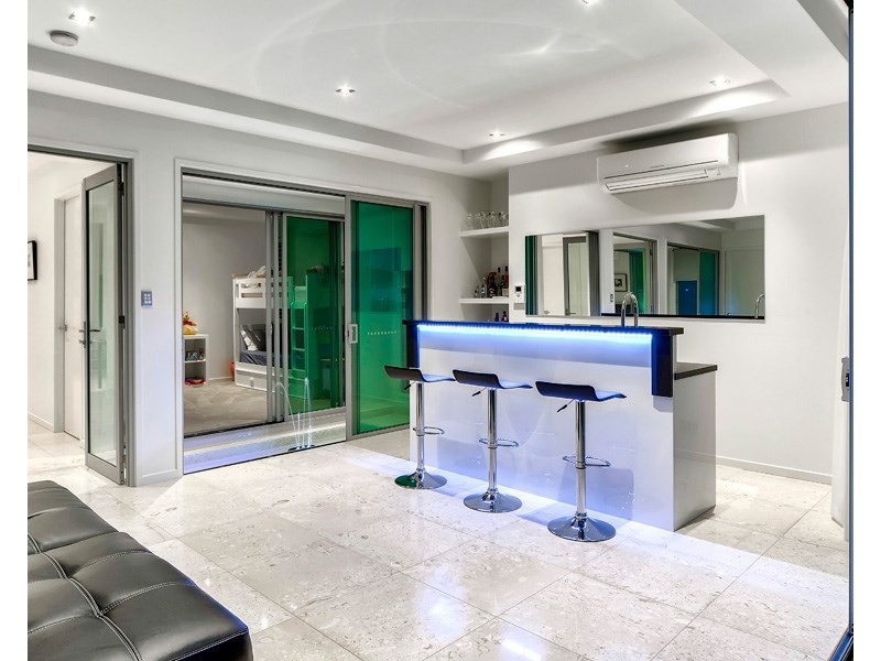 3 Crescent Road, Hamilton QLD 4007