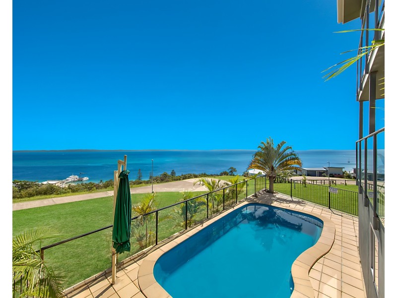 8 Cowry Close, Tangalooma QLD 4025