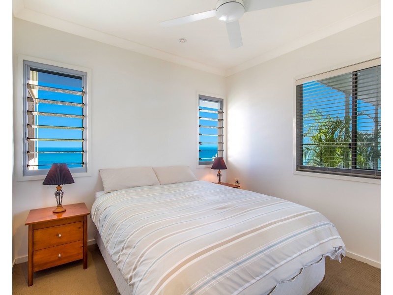 8 Cowry Close, Tangalooma QLD 4025