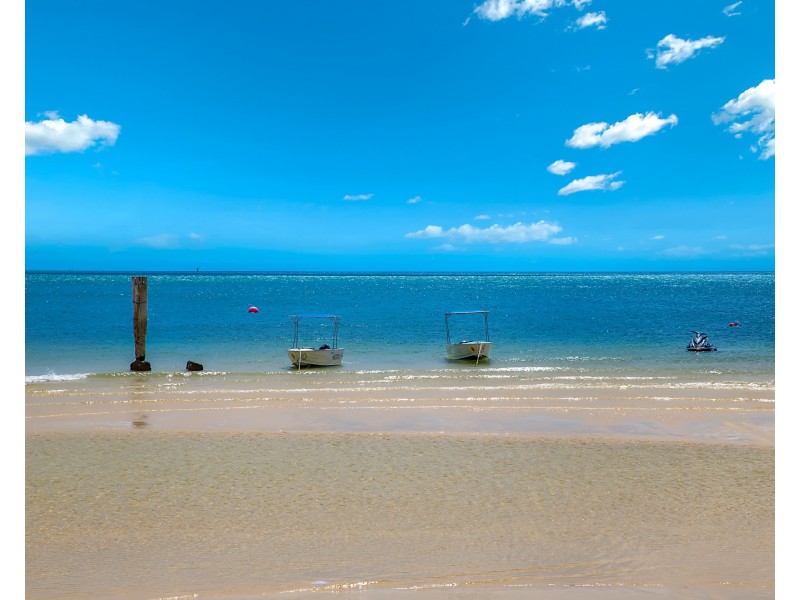 8 Cowry Close, Tangalooma QLD 4025