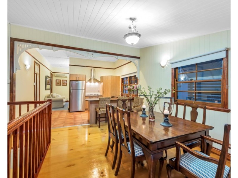 14 Emma Street, Wooloowin QLD 4030