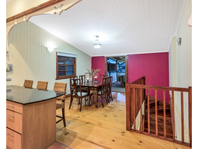 14 Emma Street, Wooloowin QLD 4030