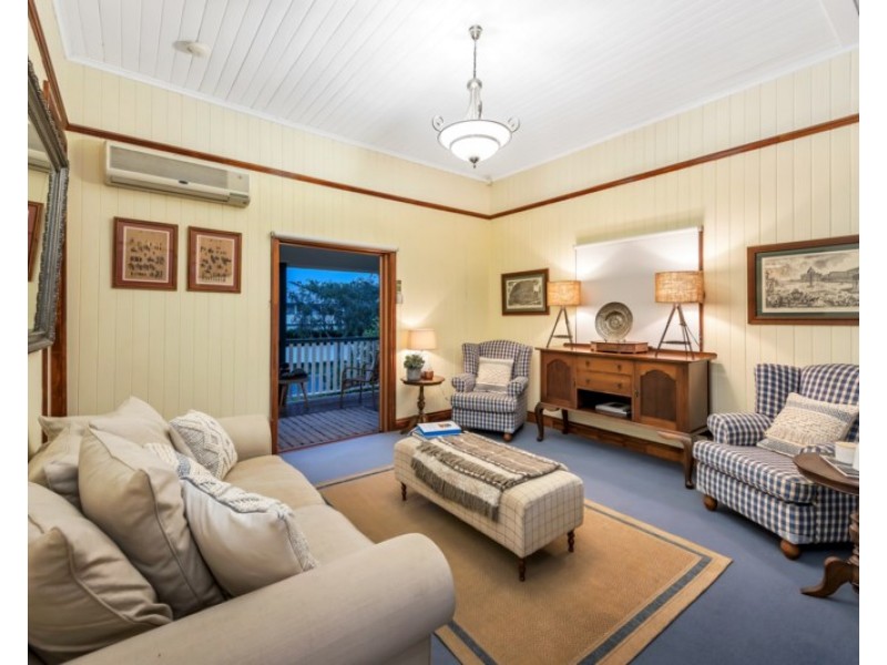 14 Emma Street, Wooloowin QLD 4030