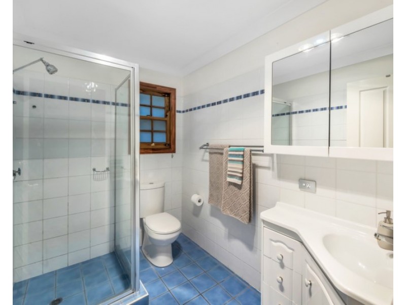 14 Emma Street, Wooloowin QLD 4030