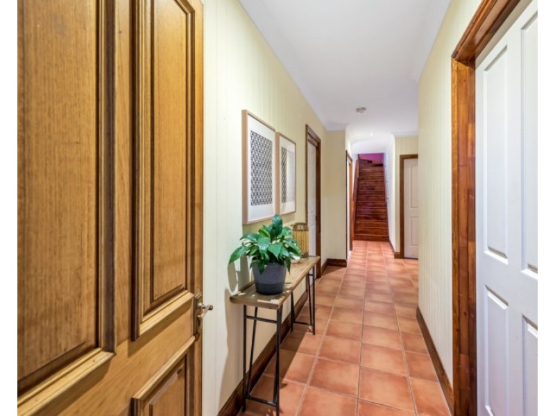 14 Emma Street, Wooloowin QLD 4030