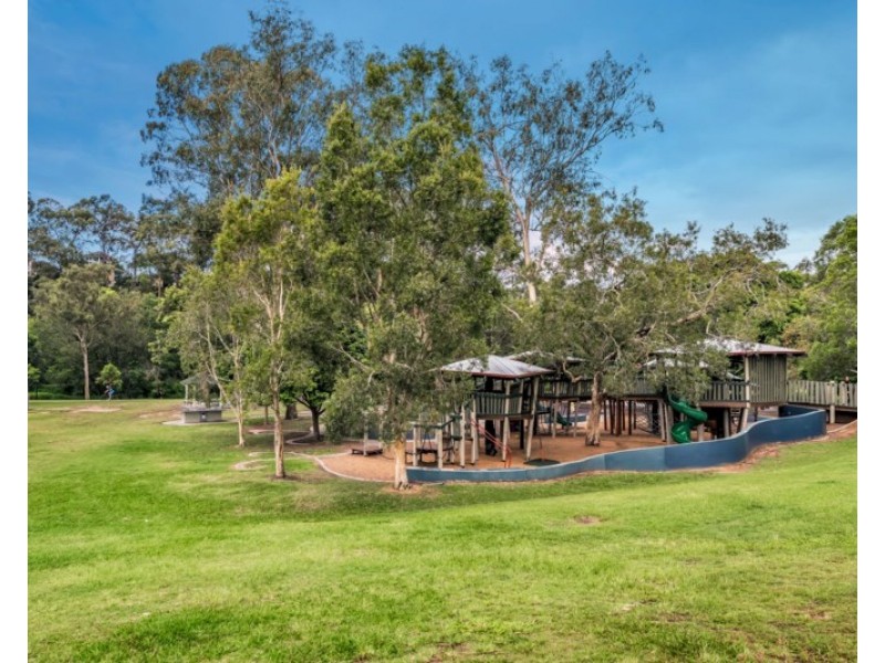 14 Emma Street, Wooloowin QLD 4030