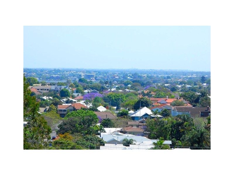 19 Circe Street, Hamilton QLD 4007