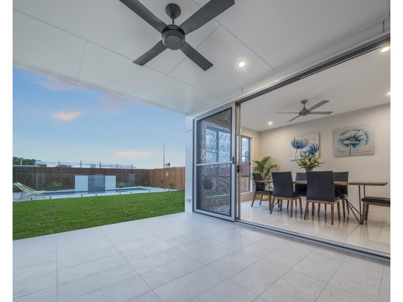 12 Mein Street, Hendra QLD 4011