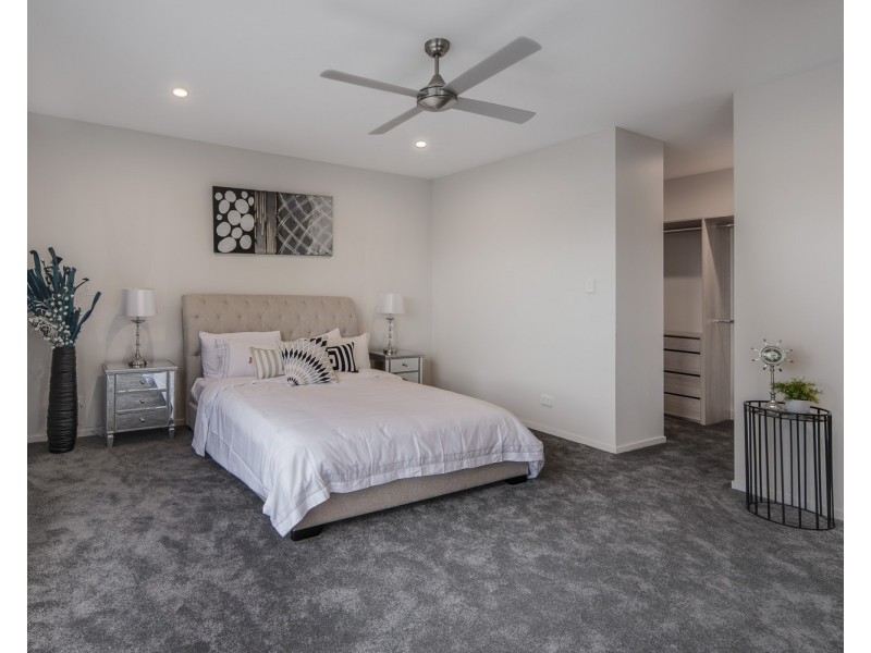 12 Mein Street, Hendra QLD 4011