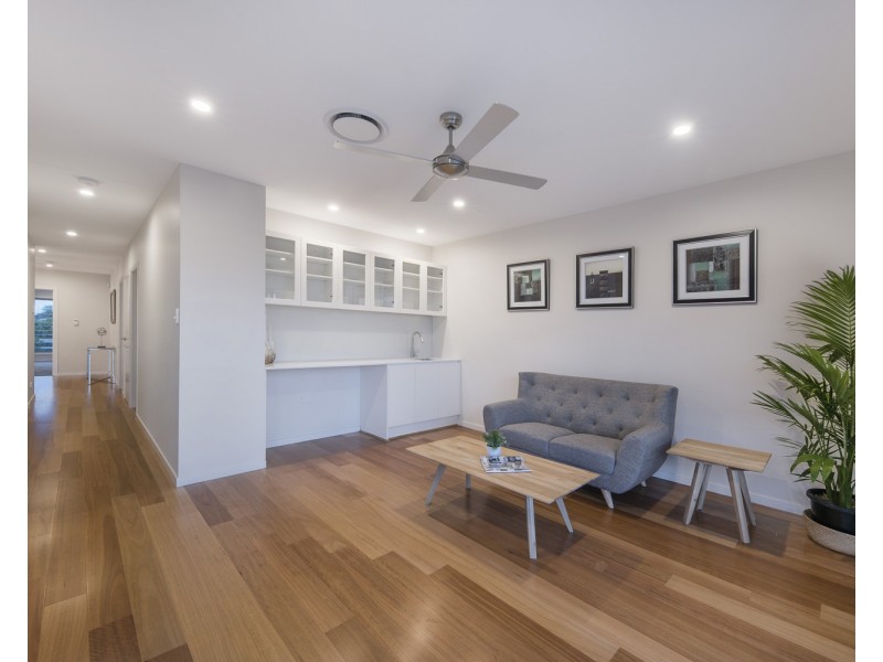 12 Mein Street, Hendra QLD 4011