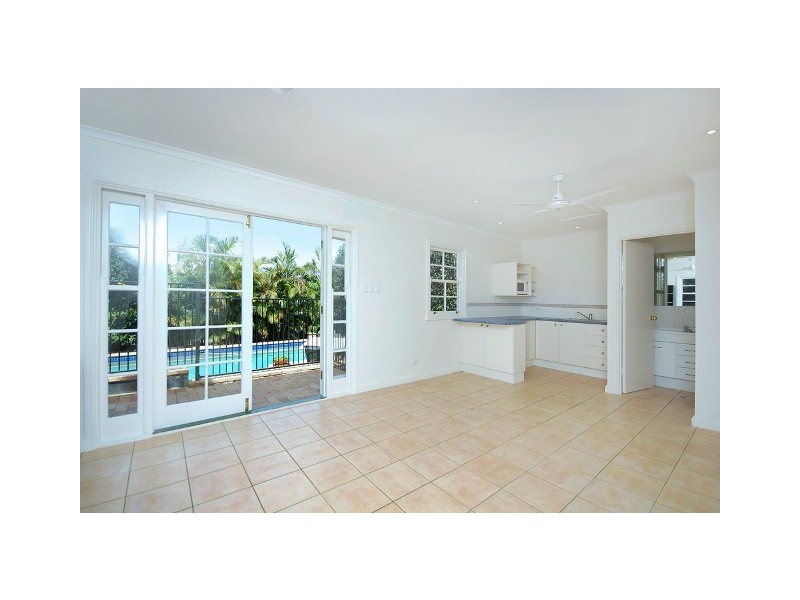 16 Miles Street, Clayfield QLD 4011